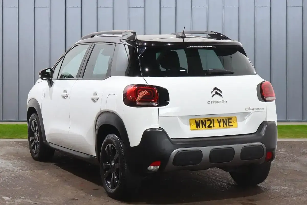 Used Citroën C3 Aircross PureTech 108 HP (79 kW) 2021 White SUV