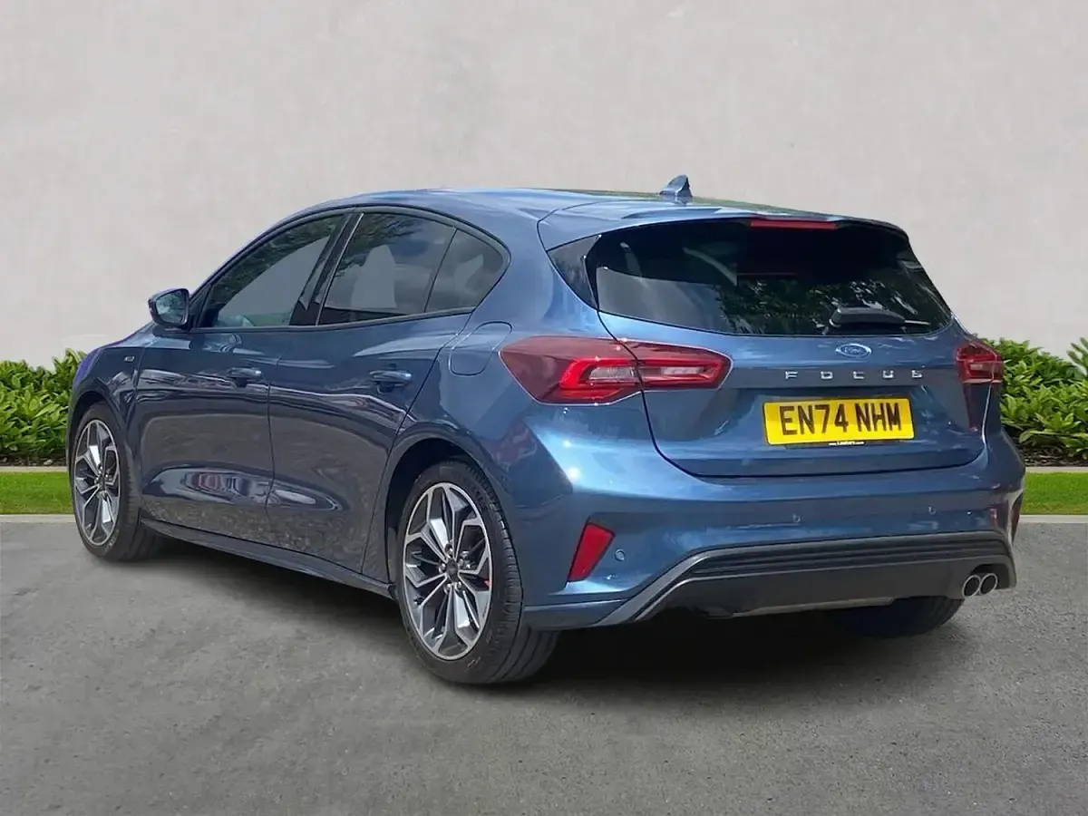Used Ford Focus ST-Line X 125 HP (91 kW) 2025 Blue Hatchback