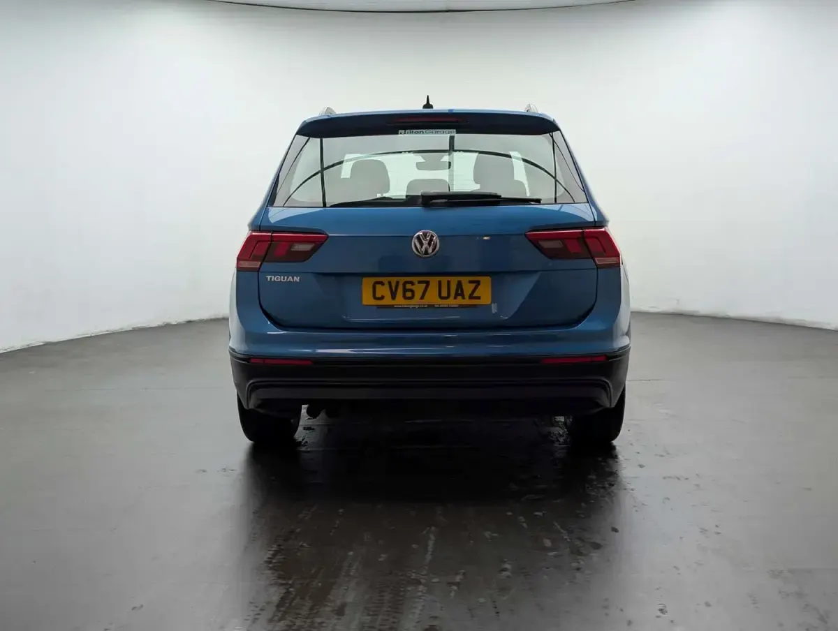 Usado VW Tiguan S 150 HP (110 kW) 2017 Azul SUV