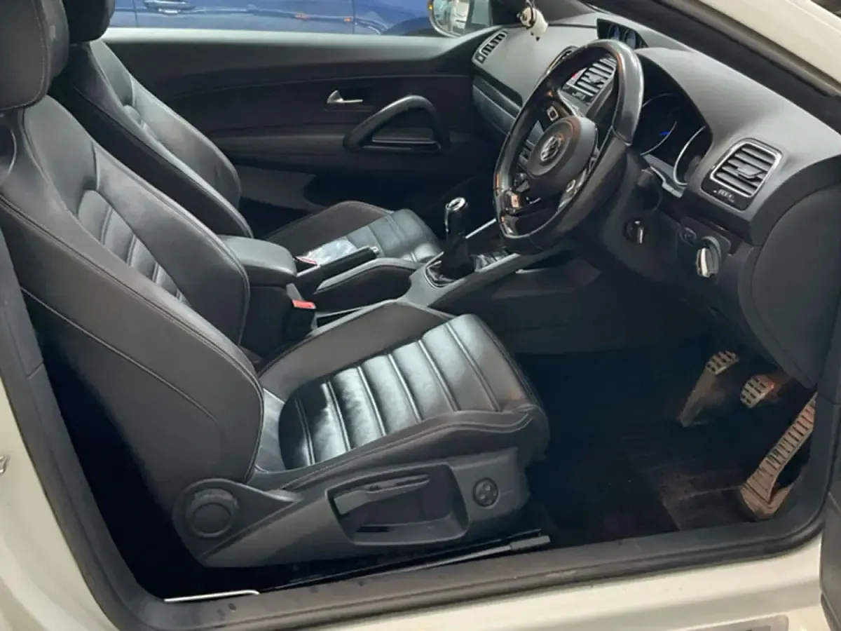 Used VW Scirocco R 280 HP (205 kW) 2016 White Coupe