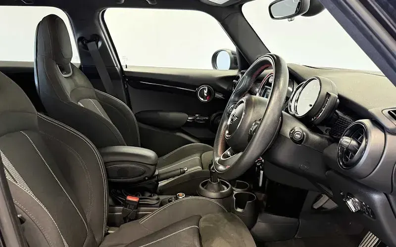 Used Mini Cooper S Hatch 192 HP (141 kW) 2020 Black Hatchback