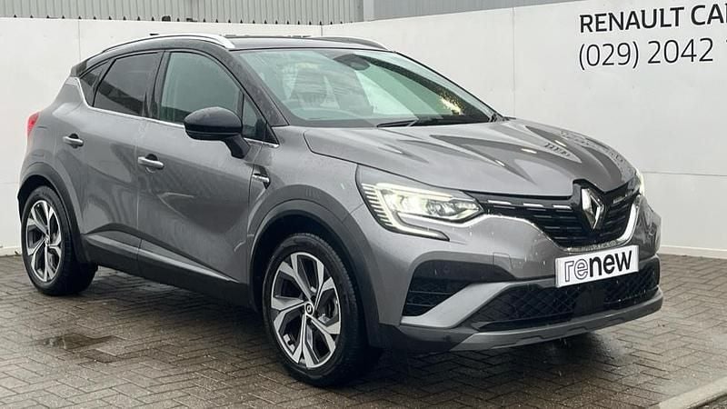 Metallic oyster grey Used 2022 Renault Captur R.S. SUV | £16,075 (Fair price) - Image 1/1