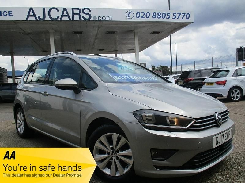 Silver Used 2017 VW Golf Sportsvan SE MPV | £11,995 (Fair price) - Image 1/4