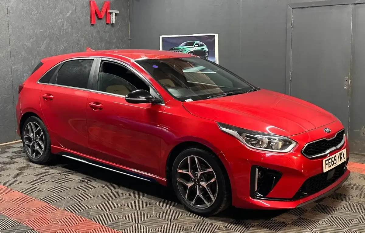 Begagnad Kia Ceed GT-Line 2019 Röd Halvkombi