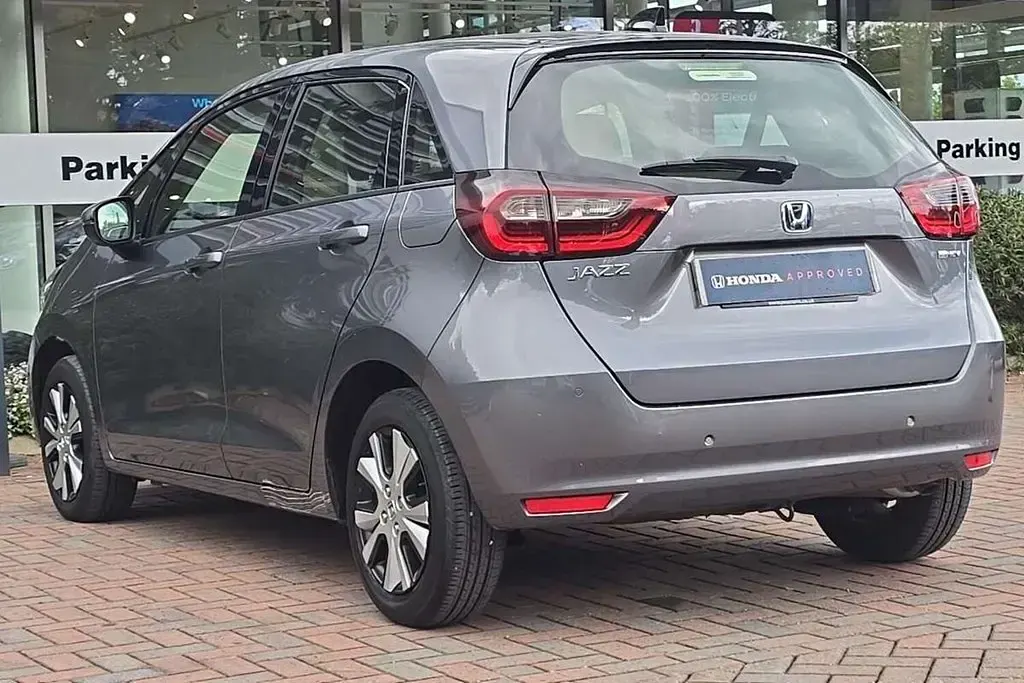 Used Honda Jazz Hybrid 107 HP (78 kW) 2023 Grey Hatchback