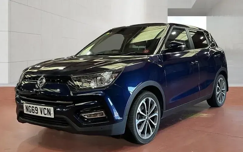 Used SsangYong Tivoli 128 HP (94 kW) 2019 Blue SUV
