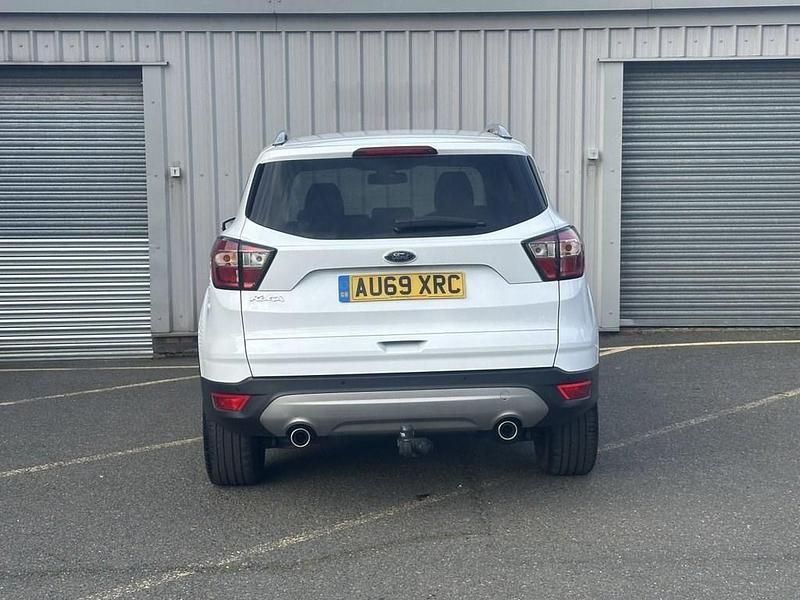 Used Ford Kuga Titanium 150 HP (110 kW) 2019 White SUV