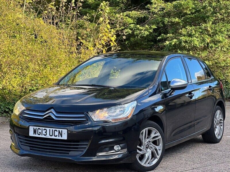 Black Used 2013 Citroën C4 SELECTION Hatchback | £2,250 (Super price) - Image 1/4