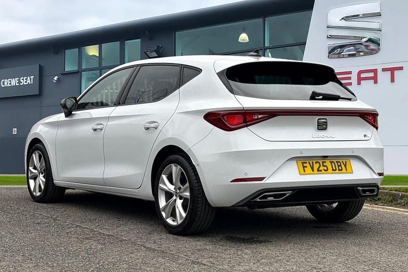 Used Seat Leon FR 2025 White Hatchback