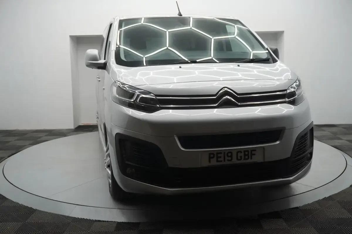 Used Citroën Spacetourer Business Class 120 HP (88 kW) 2019 Silver MPV