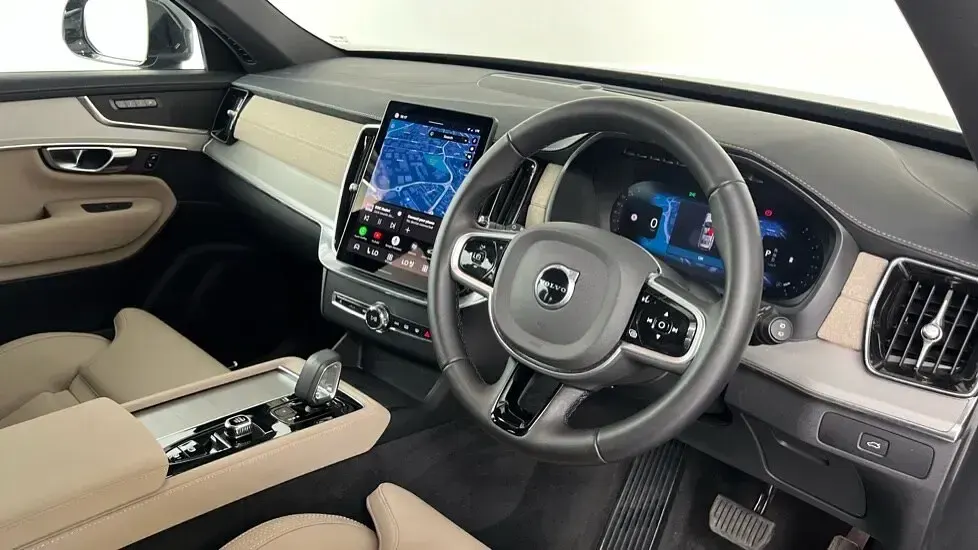 Used Volvo XC90 Core 455 HP (334 kW) 2025 Black SUV