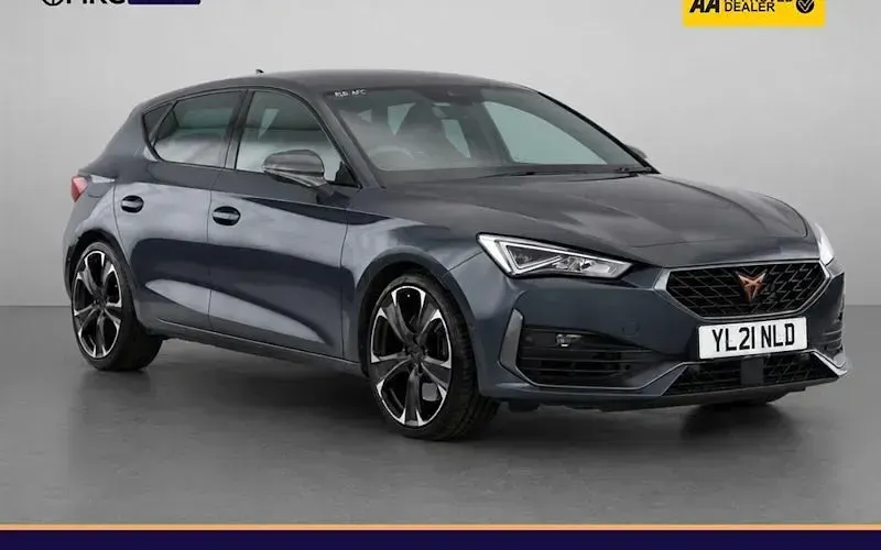 Used Cupra Leon VZ2 300 HP (220 kW) 2023 Hatchback