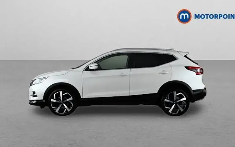 Used Nissan Qashqai Tekna 150 HP (110 kW) 2019 White SUV