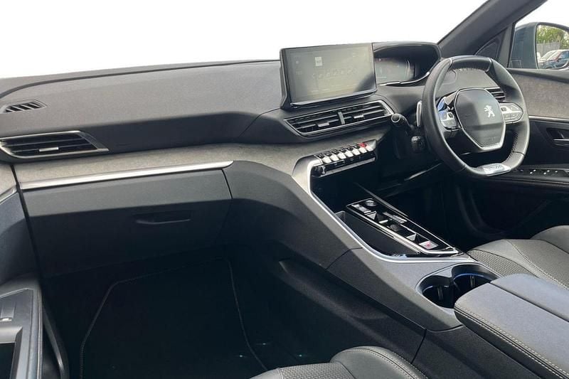 Used Peugeot 3008 GT 134 HP (98 kW) 2024 Black SUV