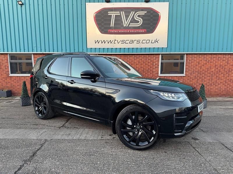 Black Used 2019 Land Rover Discovery 5 HSE SUV | £24,984 (Super price) - Image 1/4