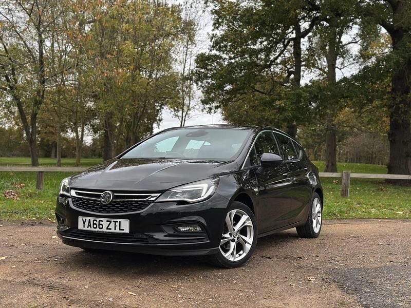 Used Vauxhall Astra SRi 2017 Black Hatchback