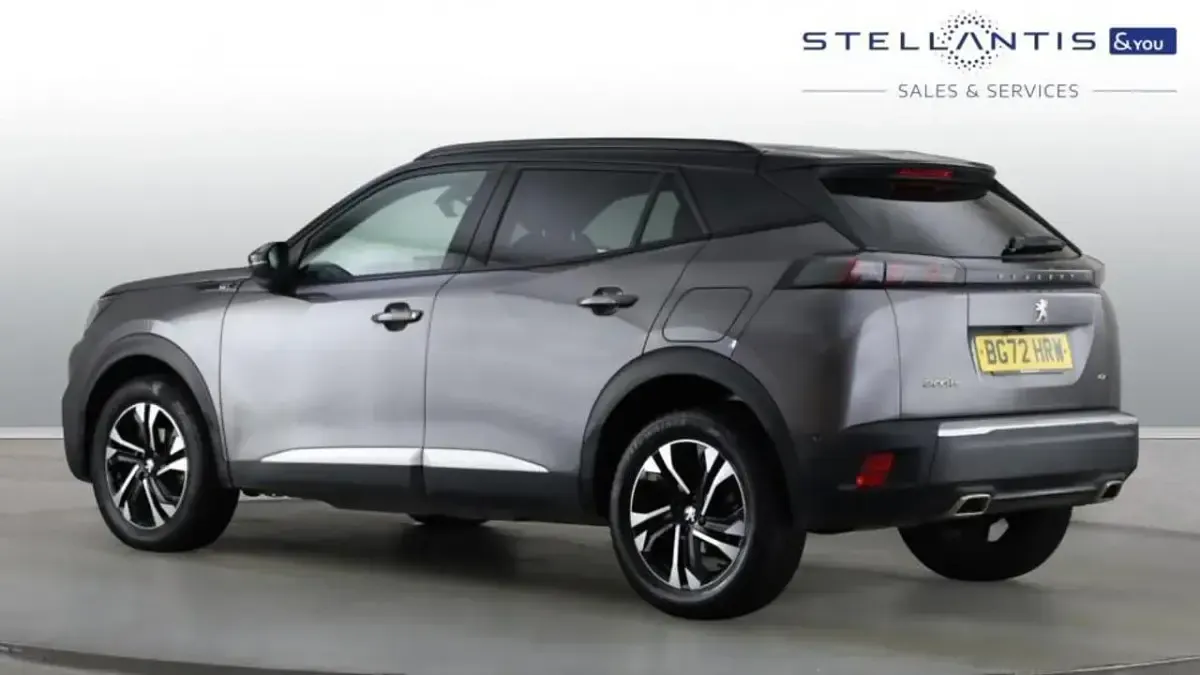 Used Peugeot 2008 GT 129 HP (94 kW) 2022 Grey SUV
