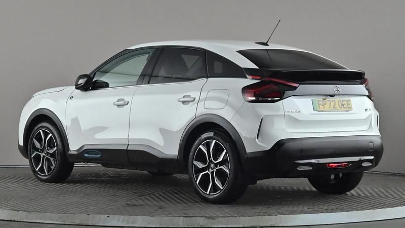 Used Citroën e-C4 Shine 100 kW (136 HP) 2022 White Hatchback