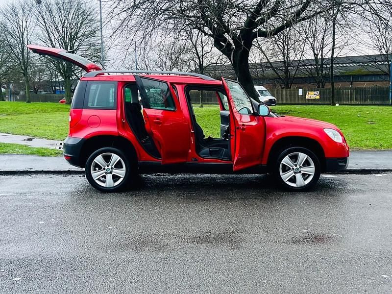 Used Skoda Yeti SE 2013 Red SUV