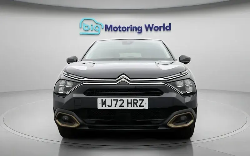Second-hand Citroën C4 PureTech 131 CP (96 kW) 2022 Negru Hatchback
