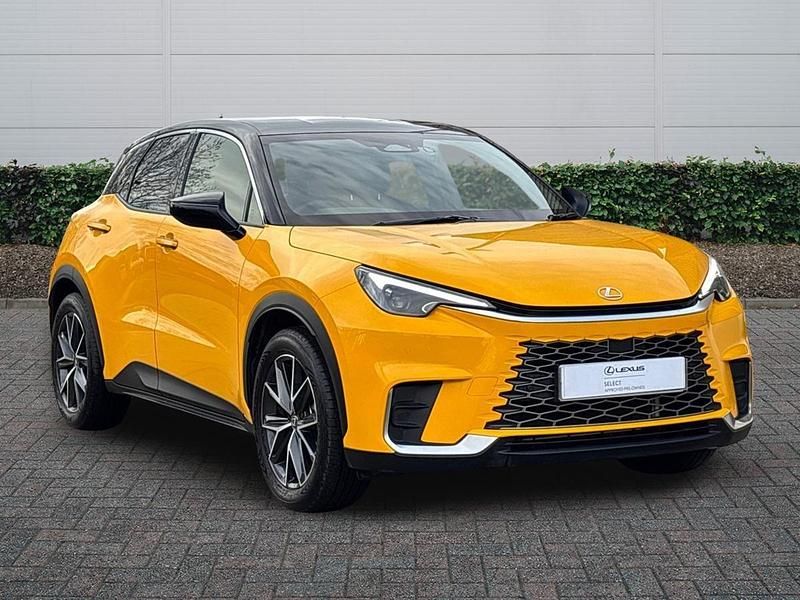 Yellow Used 2025 Lexus LBX SUV | £33,491 (A bit pricey) - Image 1/4