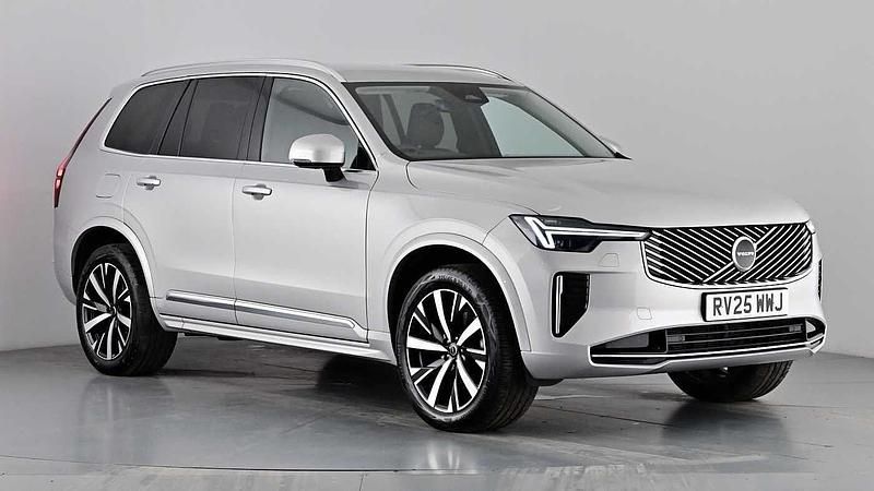 Silver Used 2025 Volvo XC90 Core SUV | £43,690 (Fair price) - Image 1/3