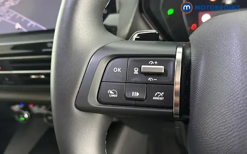 Used Citroën C5 X Shine 224 HP (164 kW) 2023 Black Estate