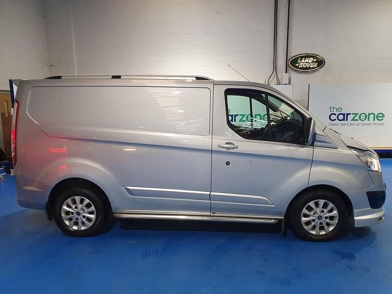 Used Ford Transit Custom Limited 125 HP (91 kW) 2016 Silver Van