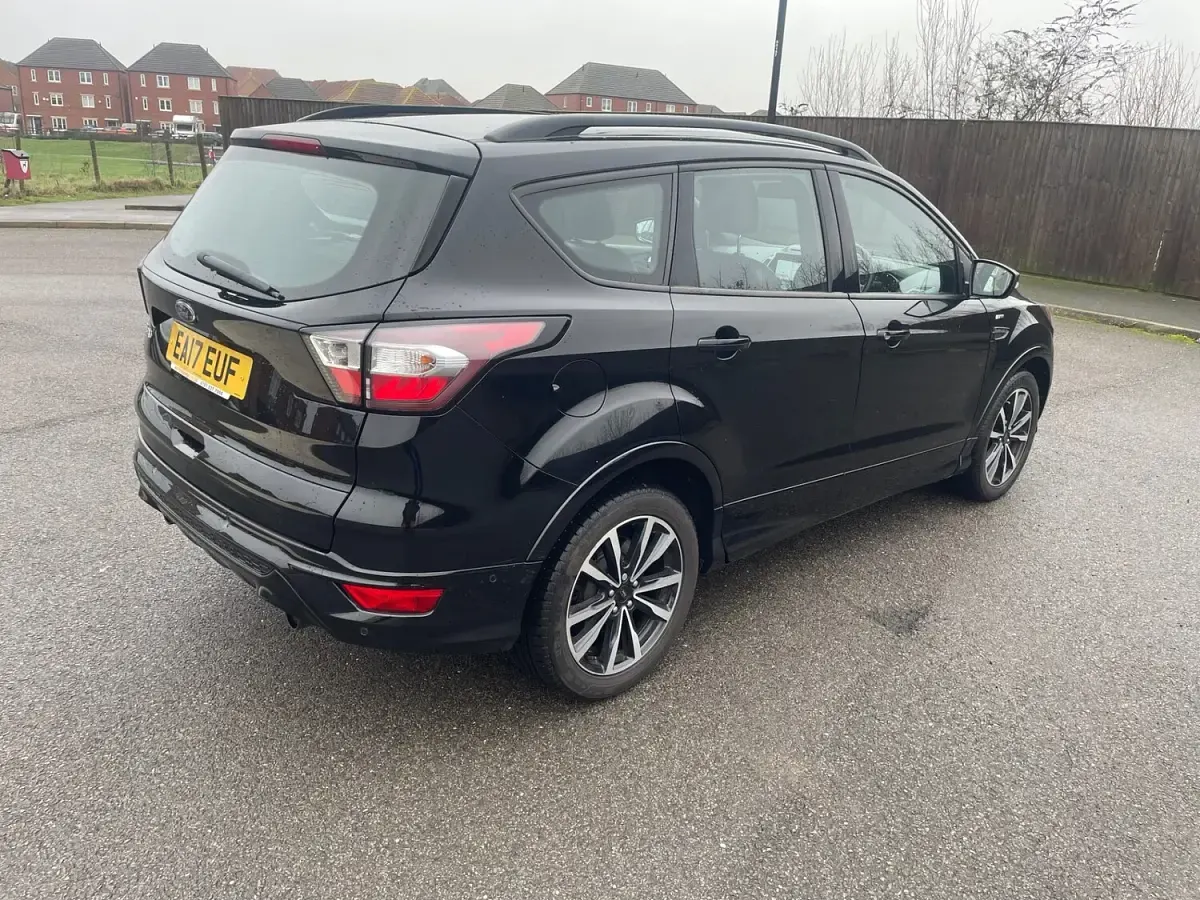 Used Ford Kuga ST-Line 150 HP (110 kW) 2016 Black SUV