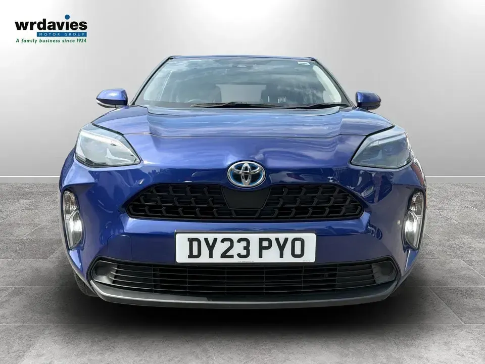 Used Toyota Yaris Hybrid 2023 Blue Estate