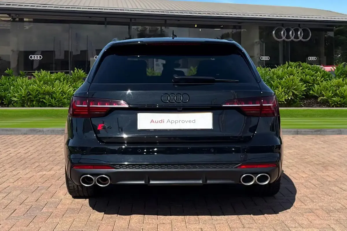 Used Audi S4 Black Edition 341 HP (250 kW) 2023 Black Estate