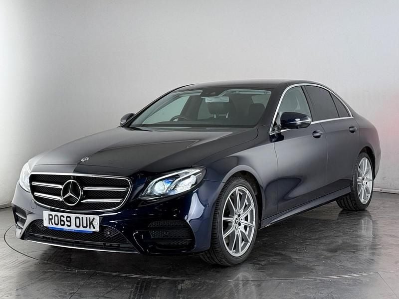 Used Mercedes E220 AMG line 194 HP (142 kW) 2019 Blue Sedan