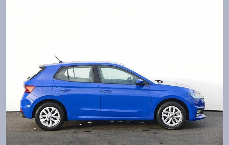 Used Skoda Fabia Comfort 108 HP (79 kW) 2023 Blue Hatchback