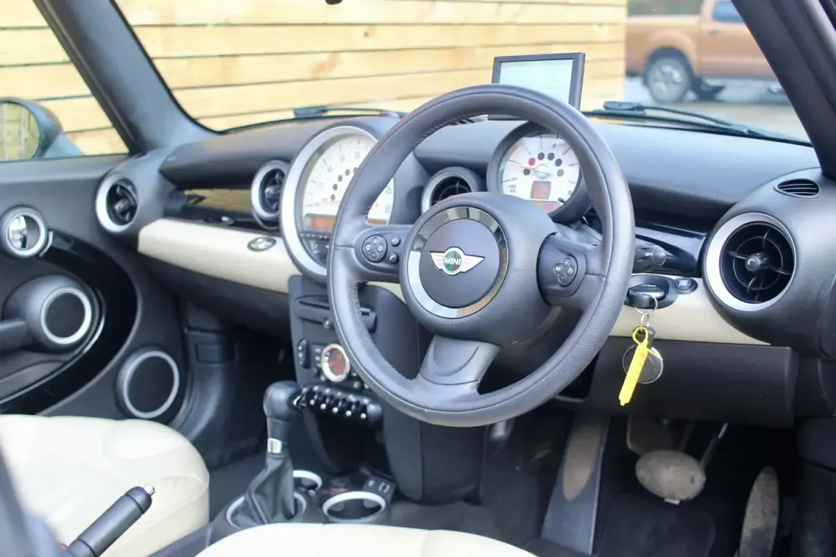 Usado Mini Cooper D Cabriolet 2014 Azul Descapotable