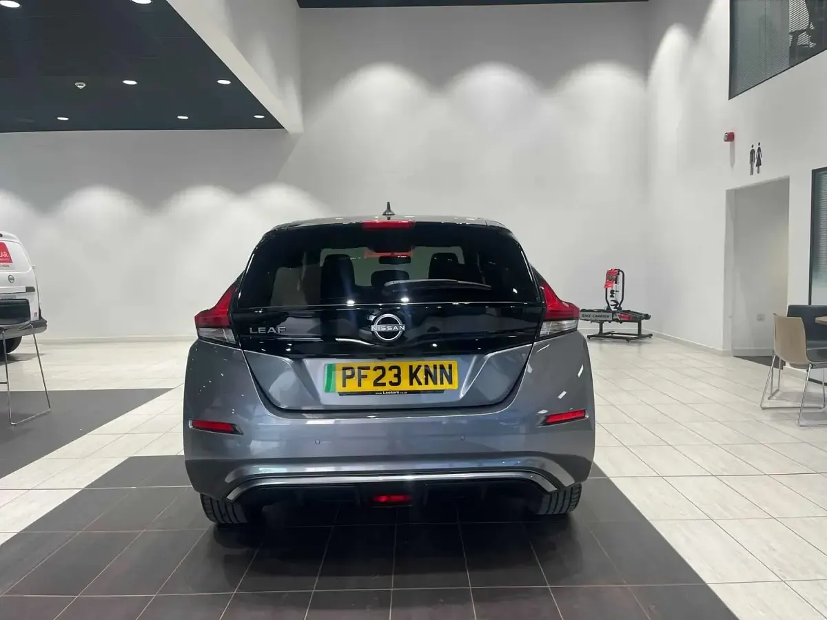 Used Nissan Leaf N-Connecta 110 kW (150 HP) 2023 Grey Hatchback