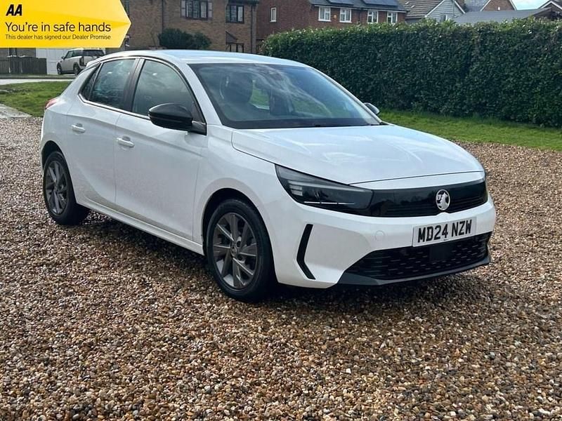 Used Vauxhall Corsa Design Edition 75 HP (55 kW) 2024 White Hatchback