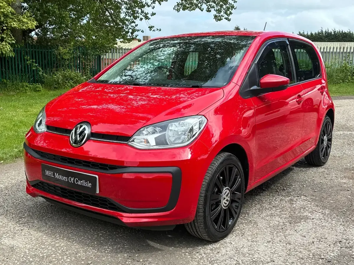 Used VW up! move up! 60 HP (44 kW) 2018 Red Hatchback