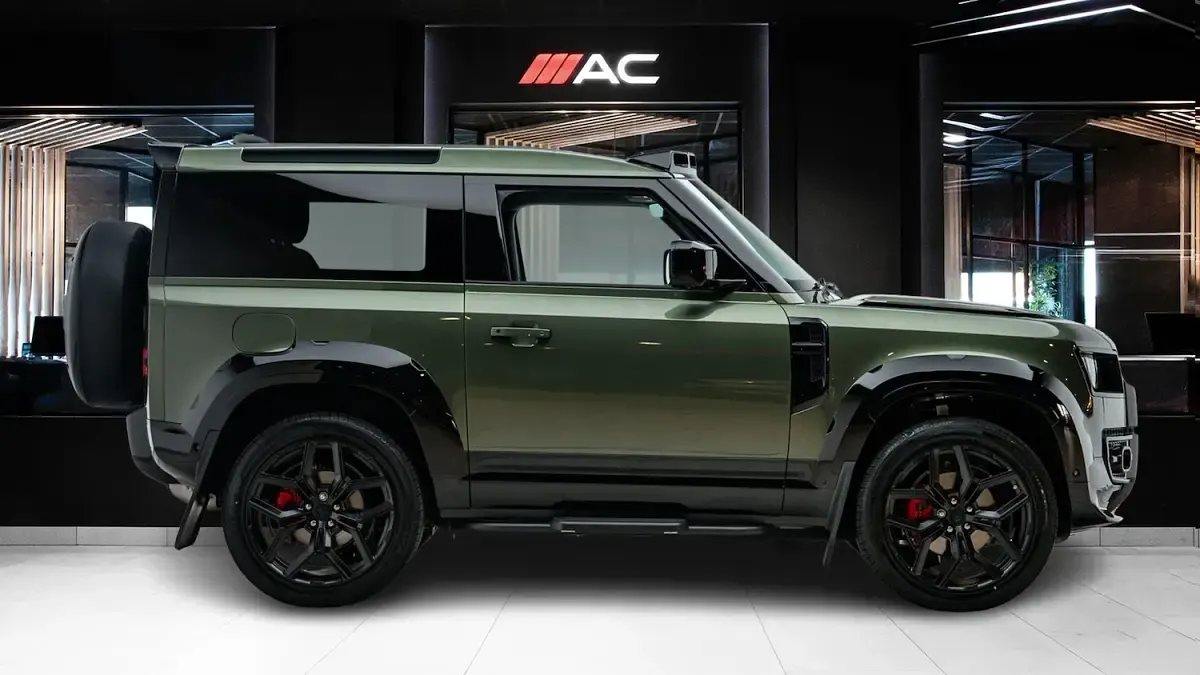 New Land Rover Defender S 2026 Green SUV