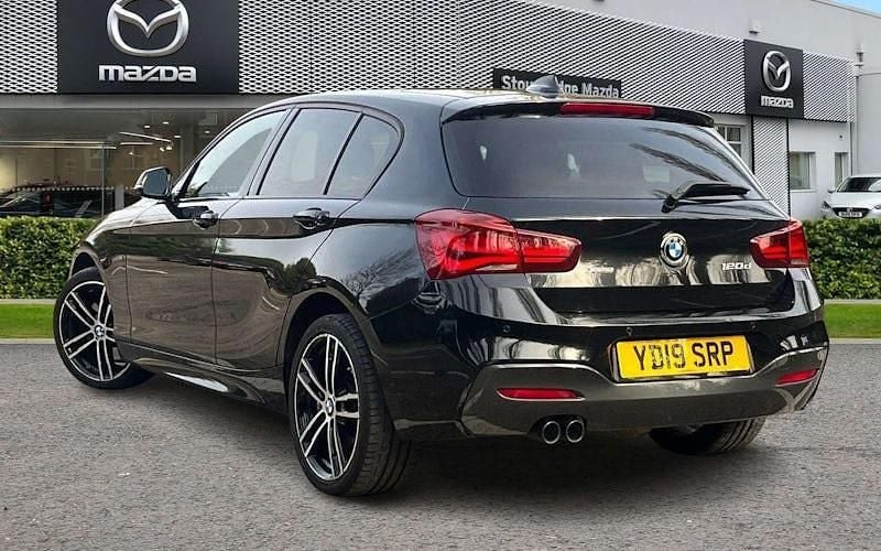 Begagnad BMW 120 Efficient Dynamics 190 HK (139 kW) 2019 Halvkombi