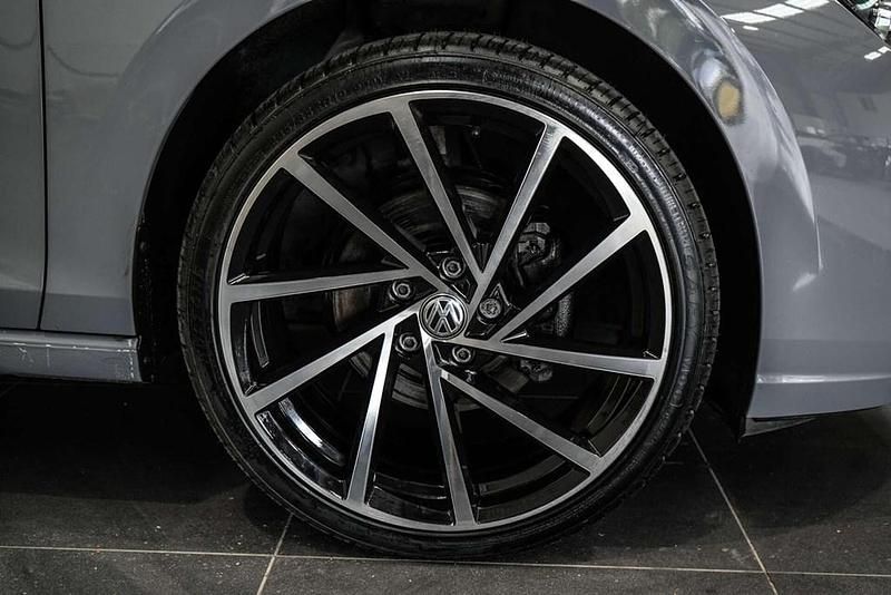 Used VW Golf VIII Edition 2023 Grey Hatchback