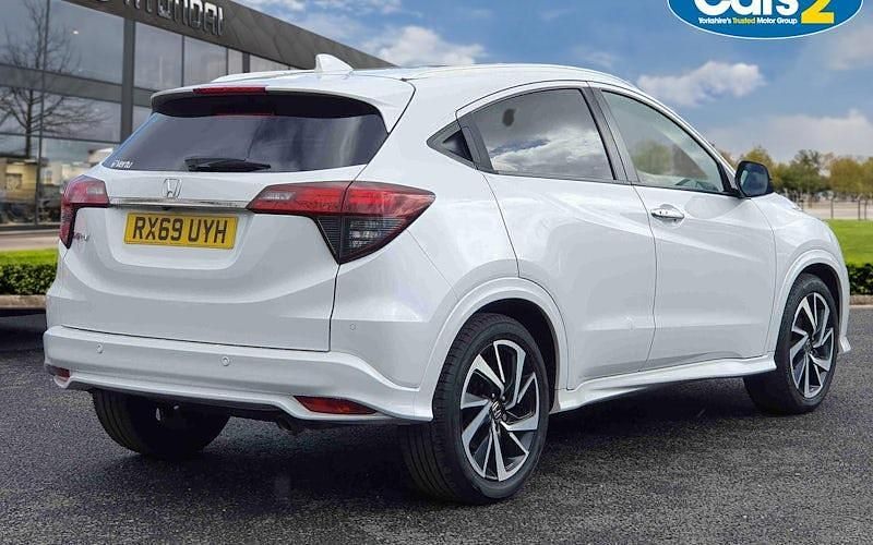 Second-hand Honda HR-V Hybrid 131 CP (96 kW) 2021 SUV