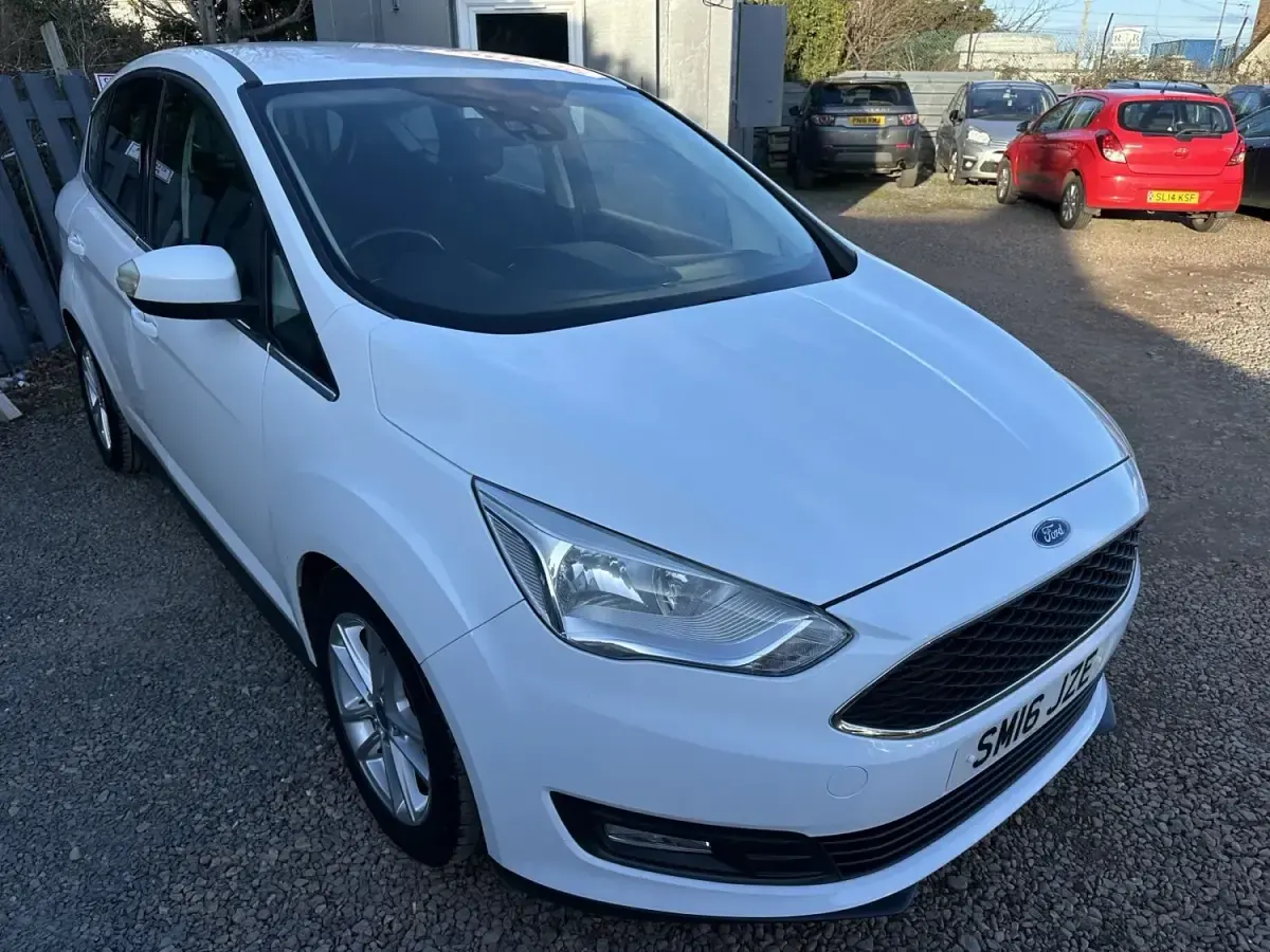 Usado Ford C-MAX Zetec 125 HP (91 kW) 2016 Branco Monovolume