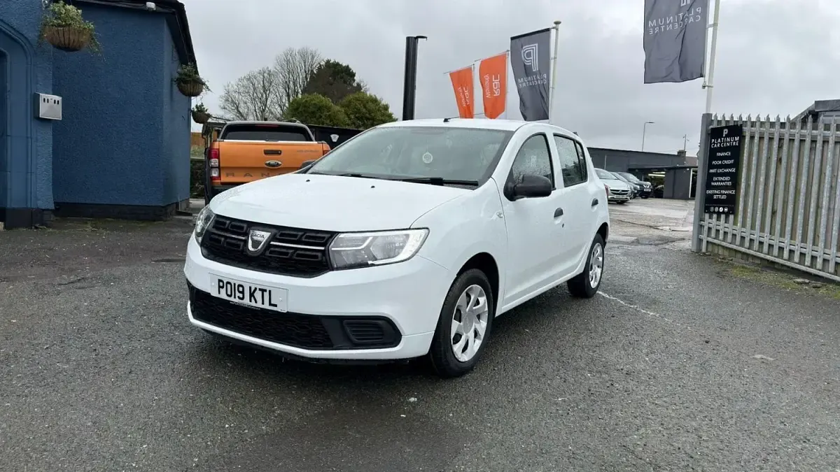 Used Dacia Sandero Acces 2019 White Hatchback