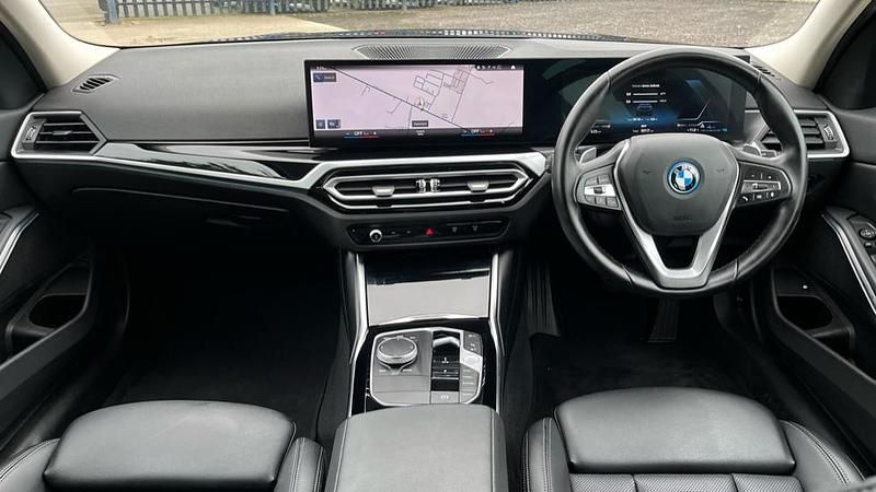 Used BMW 330e Sport Line 288 HP (211 kW) 2022 Black