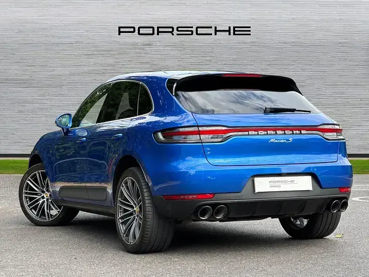 Used Porsche Macan 349 HP (256 kW) 2020 Sapphire blue SUV