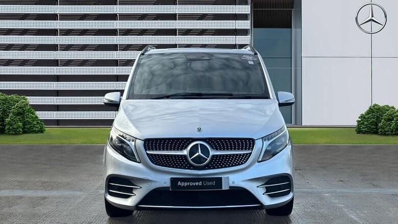 Used Mercedes V220 AMG line 163 HP (119 kW) 2023 Silver MPV