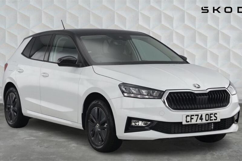 White Used 2025 Skoda Fabia Colour Edition Hatchback | £19,000 (A bit pricey) - Image 1/4