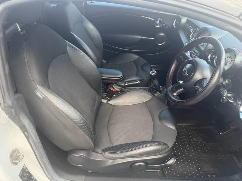 Used Mini Cooper Coupé 122 HP (89 kW) 2012 Silver Coupe