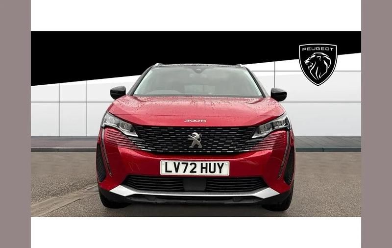 Used Peugeot 3008 Allure+ 128 HP (94 kW) 2022 Red SUV