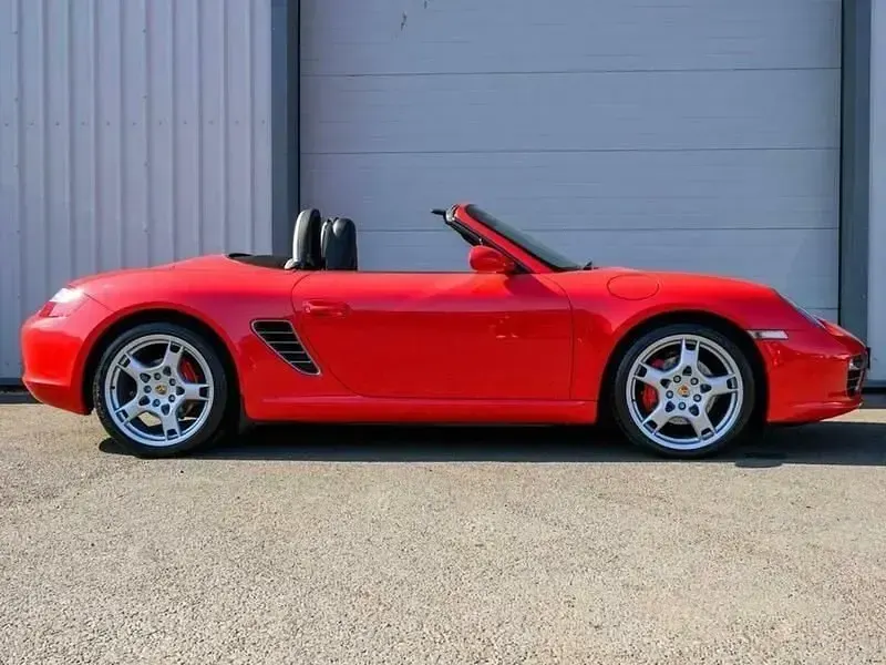 Used Porsche Boxster 295 HP (216 kW) 2007 Red Cabriolet